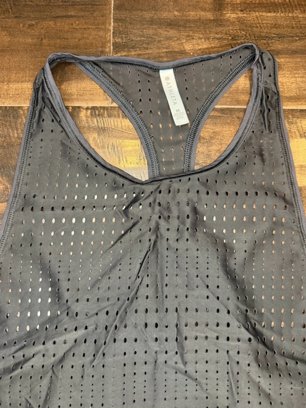 Athleta Black Laser Cut Mesh Racerback Tank Top Size M Training Gym Yoga - Picture 3 of 8